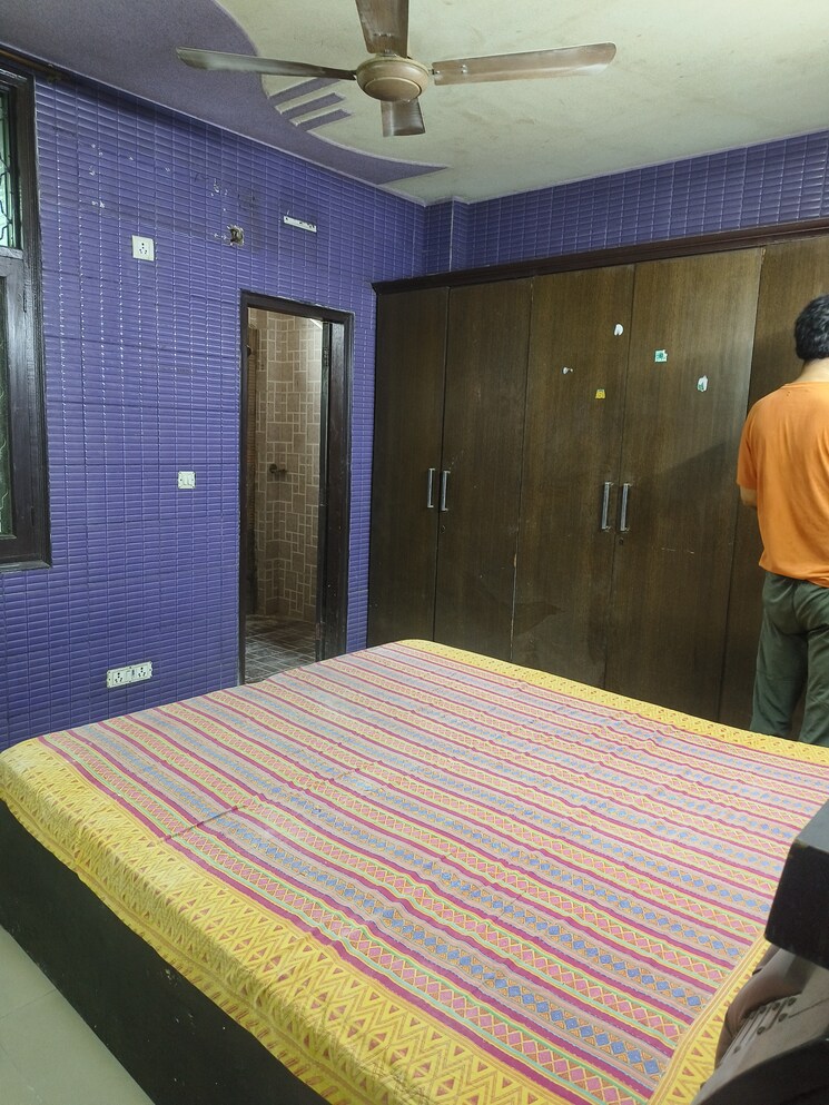 Bedroom, malviya nagar 3 Bedroom 125 Sq.Yd. Builder Floor In Malviya Nagar Delhi 9104142