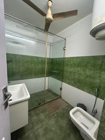 Team Area in 1 BHK Builder Floor at Veera Safdarjung Enclave, Safdarjung Enclave – for Rent