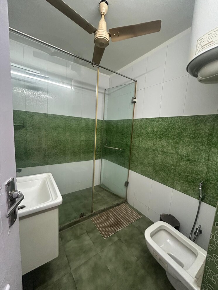 Team Area, veera-safdarjung-enclave 1 Bedroom 950 Sq.Ft. Builder Floor In Safdarjung Enclave Delhi 9104125