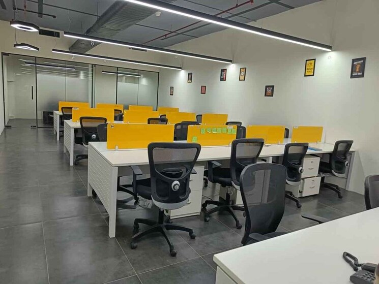 Team Area, vijay nagar Commercial Office Space 2200 Sq.Ft. In Vijay Nagar Indore 9104127