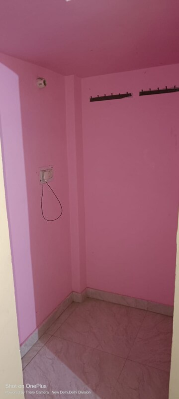 Room in 2 BHK Builder Floor at Vipin Garden – for Rent