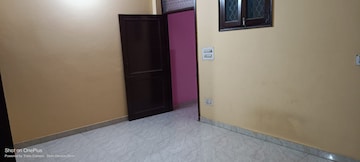 Room in 2 BHK Builder Floor at Vipin Garden – for Rent