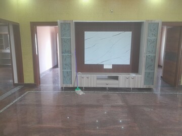 Room in 3 BHK Builder Floor at Ramamurthy Nagar – for Rent
