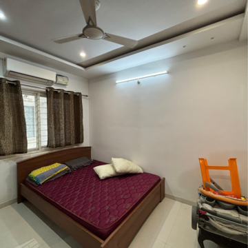 Bedroom in 2 BHK Builder Floor at Madhapur – for Sale