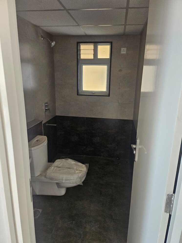 Bathroom, salarpuria-sattva-exotic 2 Bedroom 938 Sq.Ft. Apartment In Kogilu Bangalore 9104226