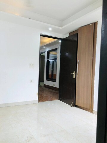 Room in 3 BHK Builder Floor at Freedom Fighters Enclave – for Rent