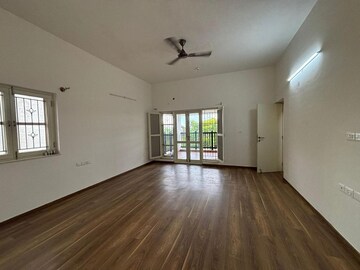 Room in 4 BHK Apartment at Prestige Augusta Golf Village, Kothanur – for Rent