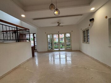 Room in 4 BHK Apartment at Prestige Augusta Golf Village, Kothanur – for Rent