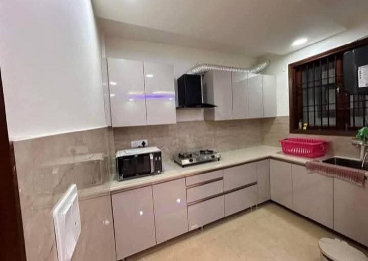 Kitchen, freedom fighters enclave 3 Bedroom 1350 Sq.Ft. Builder Floor In Freedom Fighters Enclave Delhi 9104259