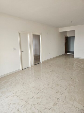 Room in 2 BHK Apartment at Salarpuria Sattva Exotic, Kogilu – for Rent