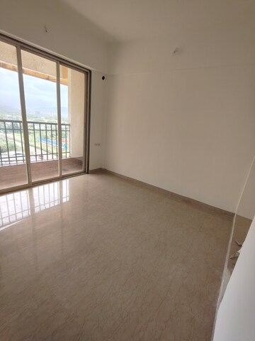 Room in 2 BHK Apartment at Rutu complex, Kalyan West – for Rent