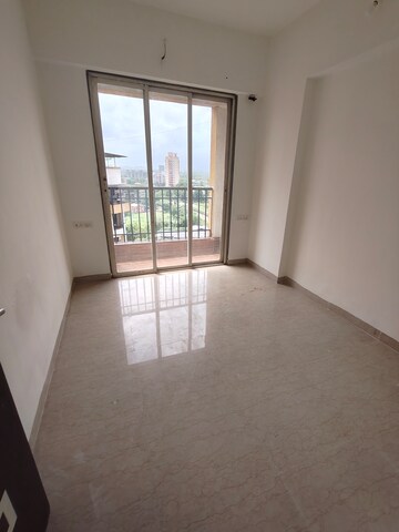 Room in 2 BHK Apartment at Rutu complex, Kalyan West – for Rent