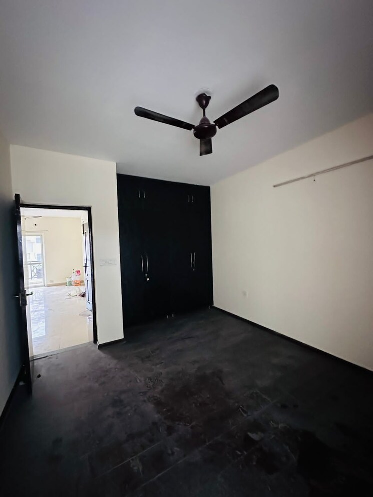 Room, bptp-park-elite-floors 3 Bedroom 180 Sq.Yd. Builder Floor In Sector 85 Faridabad 9104405