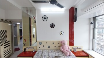 Living Room in 4 BHK Apartment at Lodha Malabar, Malabar Hill – for Rent