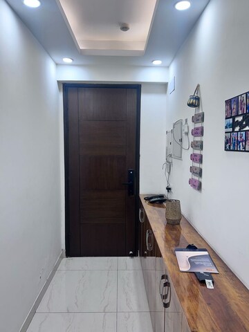 Furnished Amenities in 3.5 BHK Apartment at Ace Golfshire, Sector 150 – for Rent