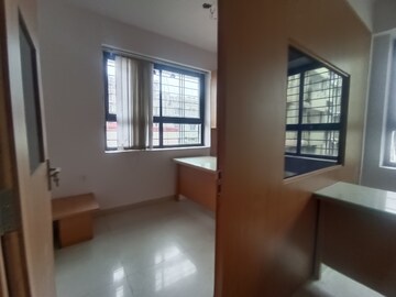 Room in  Office Space at Exhibition Road – for Rent