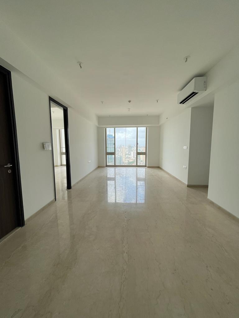 4 BHK + Pooja Room,Servant Room Apartment For Rent in Lodha Kiara