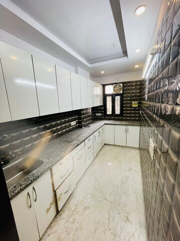 Kitchen in 2 BHK Apartment at Prachin Apartment, Paschim Vihar – for Rent