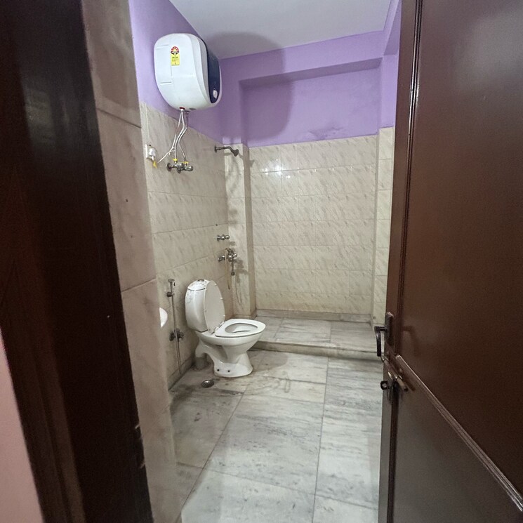 Bathroom, sector 21 2 Bedroom 1200 Sq.Ft. Villa In Sector 21 Gurgaon 9104548