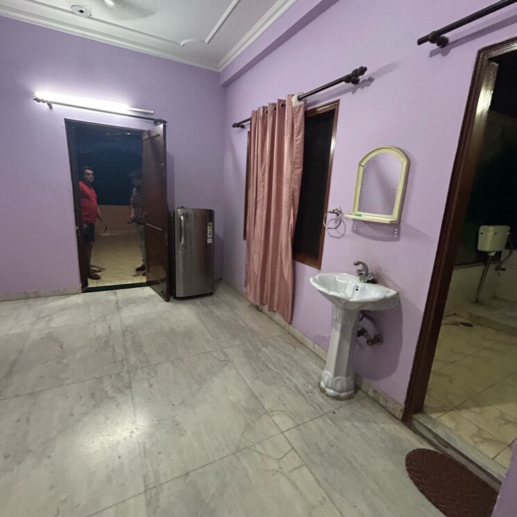 Room, sector 21 2 Bedroom 1200 Sq.Ft. Villa In Sector 21 Gurgaon 9104548