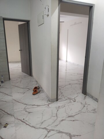 Room in 2 BHK Apartment at Kurla East – for Rent