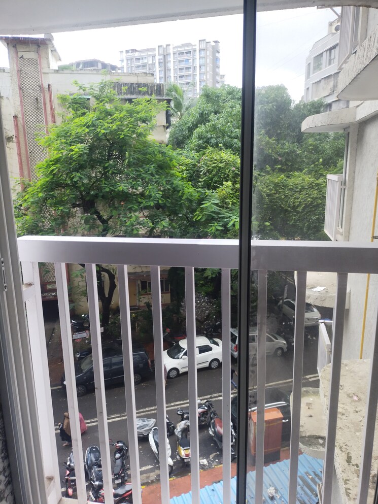 Balcony, kurla east 2 Bedroom 600 Sq.Ft. Apartment In Kurla East Mumbai 9104564