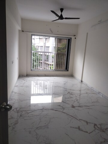 2 BHK Apartment For Rent in Kurla East