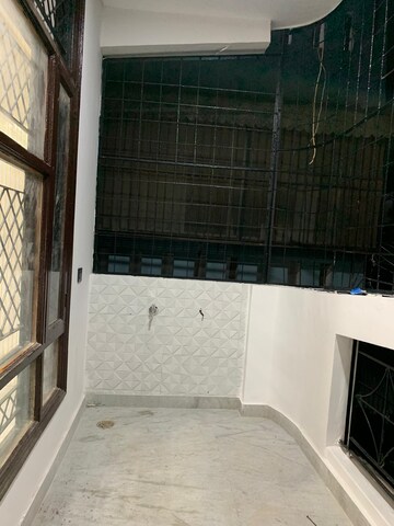 Balcony in 4 BHK Builder Floor at Green Fields Colony – for Rent