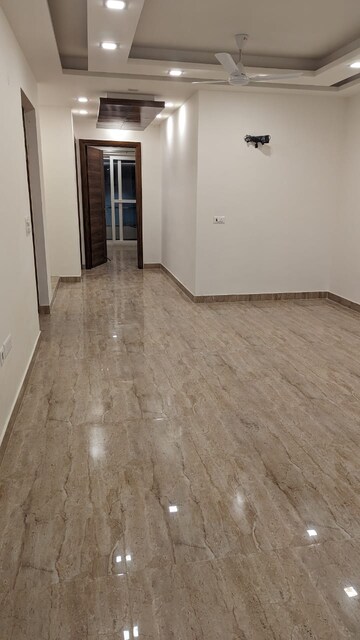 Room in 3 BHK Builder Floor at Amolik Residency, Sector 86 – for Sale