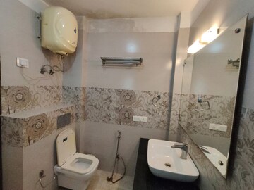 Team Area in 4 BHK Builder Floor at Freedom Fighters Enclave – for Rent