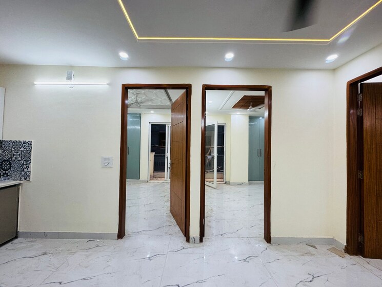 Room, freedom fighters enclave 2 Bedroom 1200 Sq.Ft. Builder Floor In Freedom Fighters Enclave Delhi 9104649