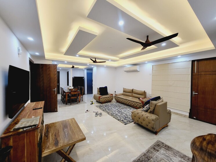 Living Room, freedom fighters enclave 3 Bedroom 1800 Sq.Ft. Builder Floor In Freedom Fighters Enclave Delhi 9104661