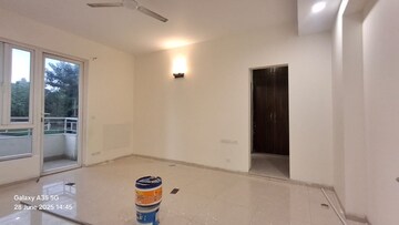 Furnished Amenities in 3.5 BHK Apartment at AEZ Aloha, Sector 57 – for Rent