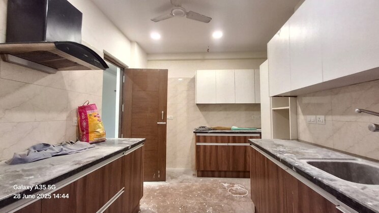 Kitchen, aez-aloha 3.5 Bedroom 2500 Sq.Ft. Apartment In Sector 57 Gurgaon 9104696