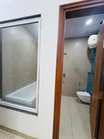 Furnished Amenities in 1 BHK Builder Floor at Sector 46 – for Rent