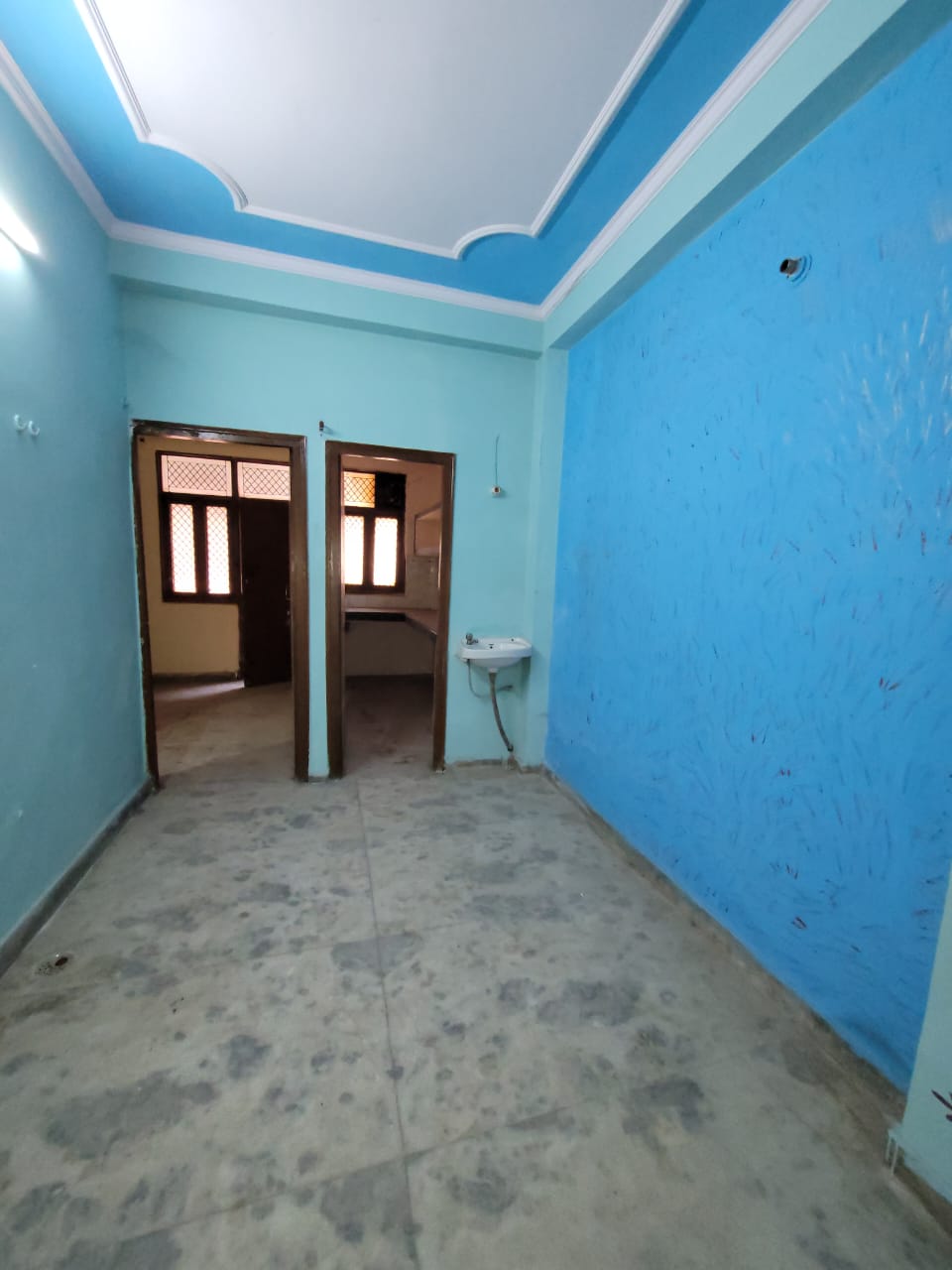 2 BHK + Pooja Room Apartment For Sale in RWA Pocket R Dilshad Garden