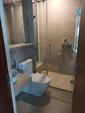Bathroom in 4 BHK Apartment at Indiabulls Blu, Worli – for Rent
