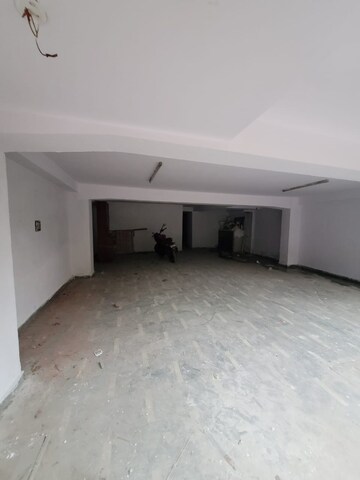 Parking in 3 BHK Independent House at Dwarka 13, Dilshad Garden – for Sale