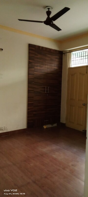 Room in 2 BHK Apartment at SVP Gulmohur Garden, Raj Nagar Extension – for Rent
