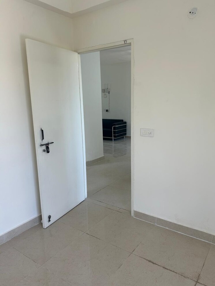 Room, signature-global-prime 2 Bedroom 573 Sq.Ft. Apartment In Sector 63a Gurgaon 9104756