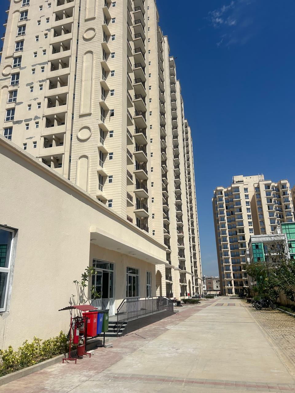 2 BHK + Pooja Room Apartment For Rent in Signature Global Prime