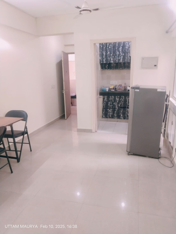2 BHK Apartment For Rent in Paras Seasons