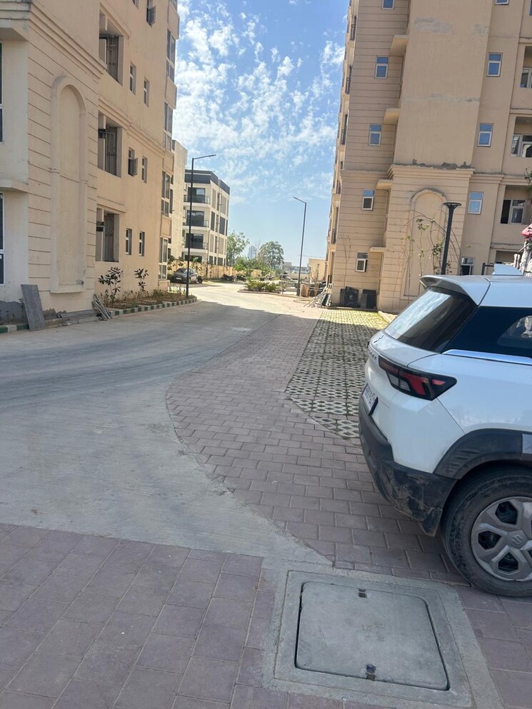  Parking, signature-global-prime 2 Bedroom 1232 Sq.Ft. Apartment In Sector 63a Gurgaon 9104790