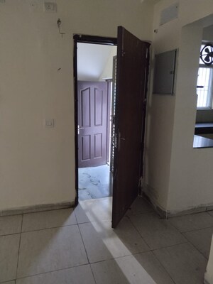 Room in 2 BHK Builder Floor at Wave City, Wave City – for Sale