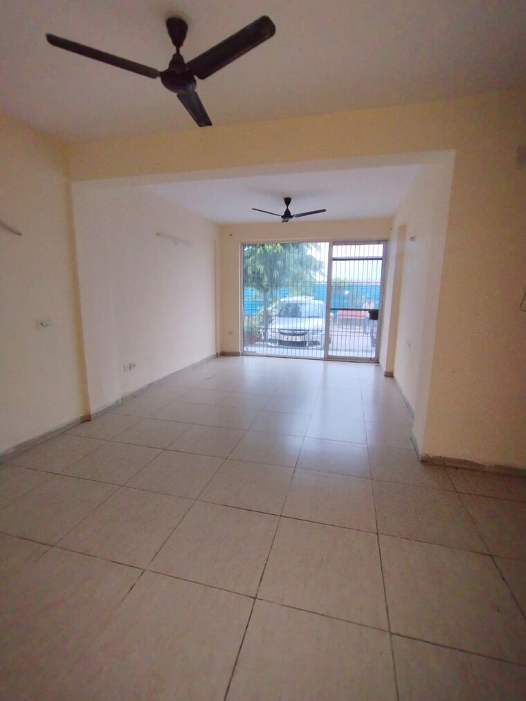 Room, wave-city 2 Bedroom 930 Sq.Ft. Builder Floor In Wave City Ghaziabad 9104817