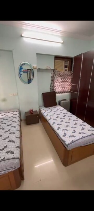 Bedroom in 2 BHK Apartment at Kalina – for Rent