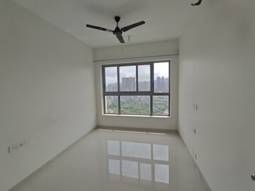 2 BHK Apartment For Rent in Unnathi Woods Phase 1 And 2, Ghodbunder Road