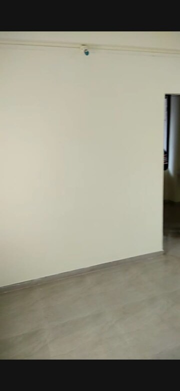 Room in 2 BHK Apartment at Whispering Winds, Aundh – for Rent