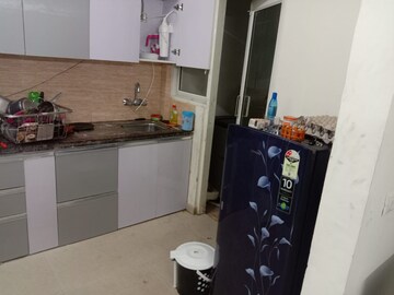 Kitchen in 3 BHK Apartment at Omaxe R2, Gomti Nagar – for Rent