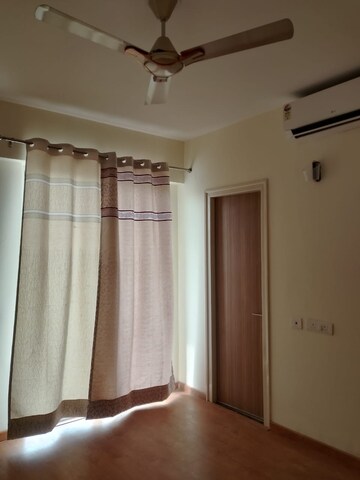 Building Lobby in 4 BHK Villa at Jaypee Green Villas, Jaypee Greens – for Rent